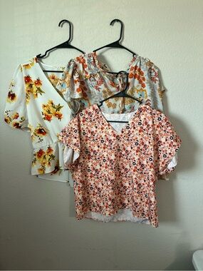 Autumn 3 blouse lot with orange flowers My Danielle & Unbranded